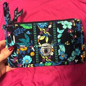 Vera Bradley clutch/wristlet